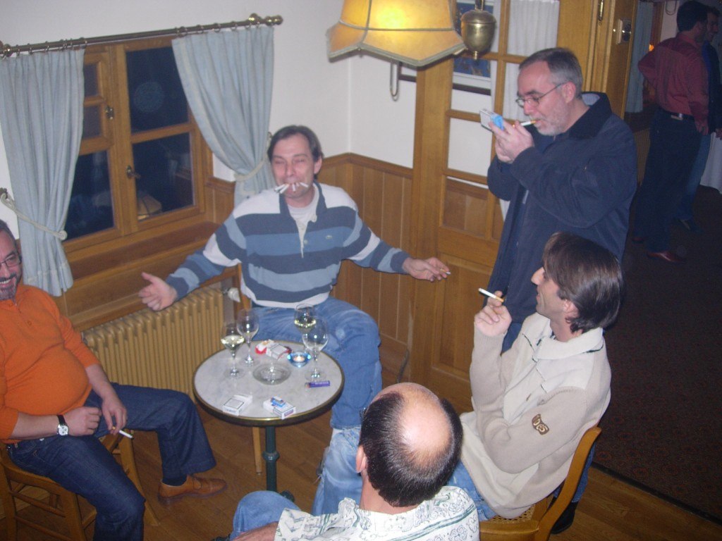 nesze neked doh�nytilalom munkahelyen bel�l, ez el�g meggy�z� nem?